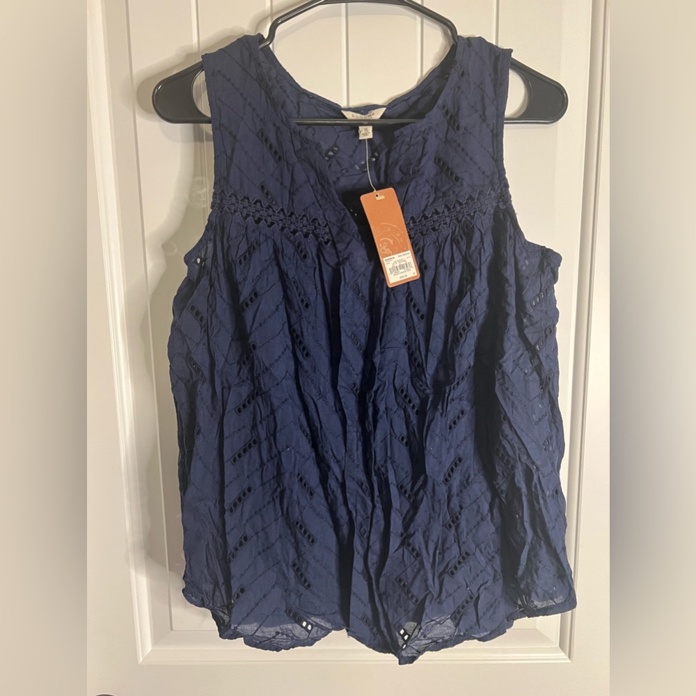 Sonoma Sleeveless blouse